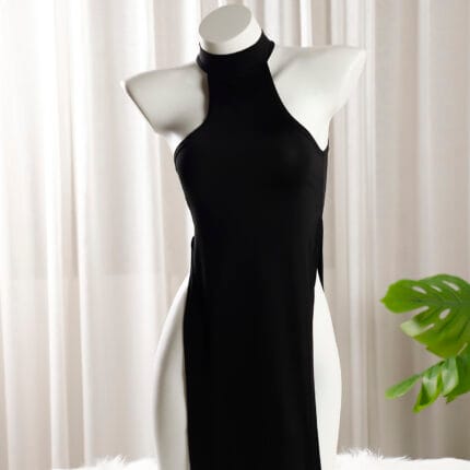 Gorean kajira dress with high slits and backless design — sheer submissive nightgown for women embracing sensual devotion and lifestyle elegance.