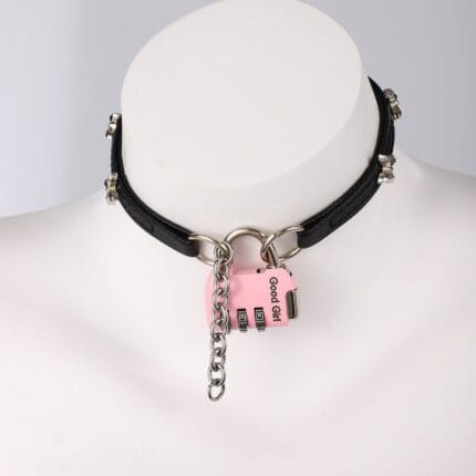 Lockable BDSM collar with pink “Good Girl” combination padlock and chain O-ring front
