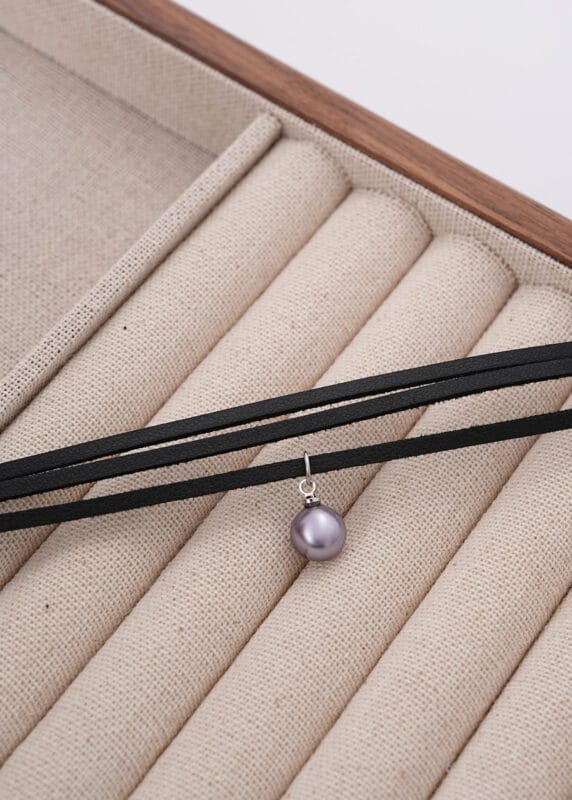 elegant discreet day collar necklace worn as symbolic submissive jewelry